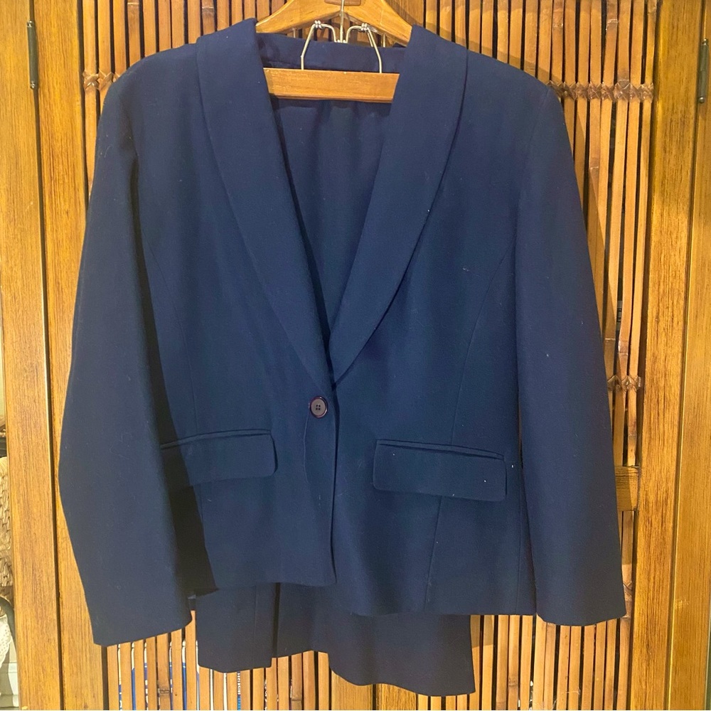 Vintage Pendleton Woolen Mills Suit (Navy)